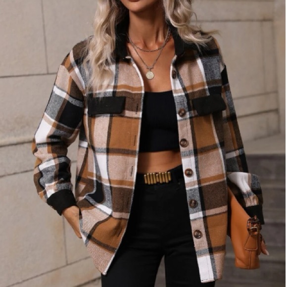 Plaid button down coat - Picture 4 of 6